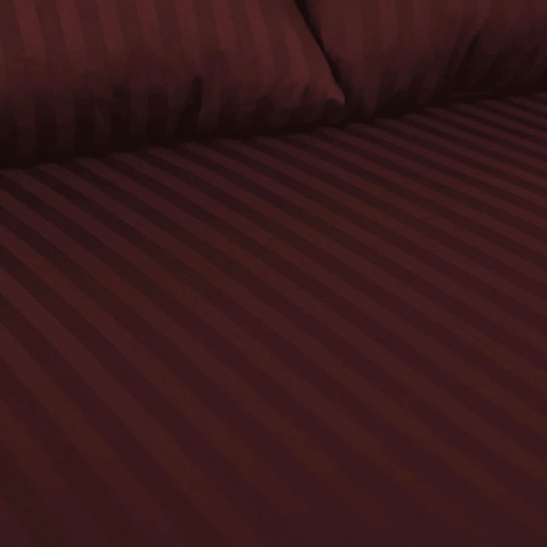 STRIPED MAROON  SHEET SET