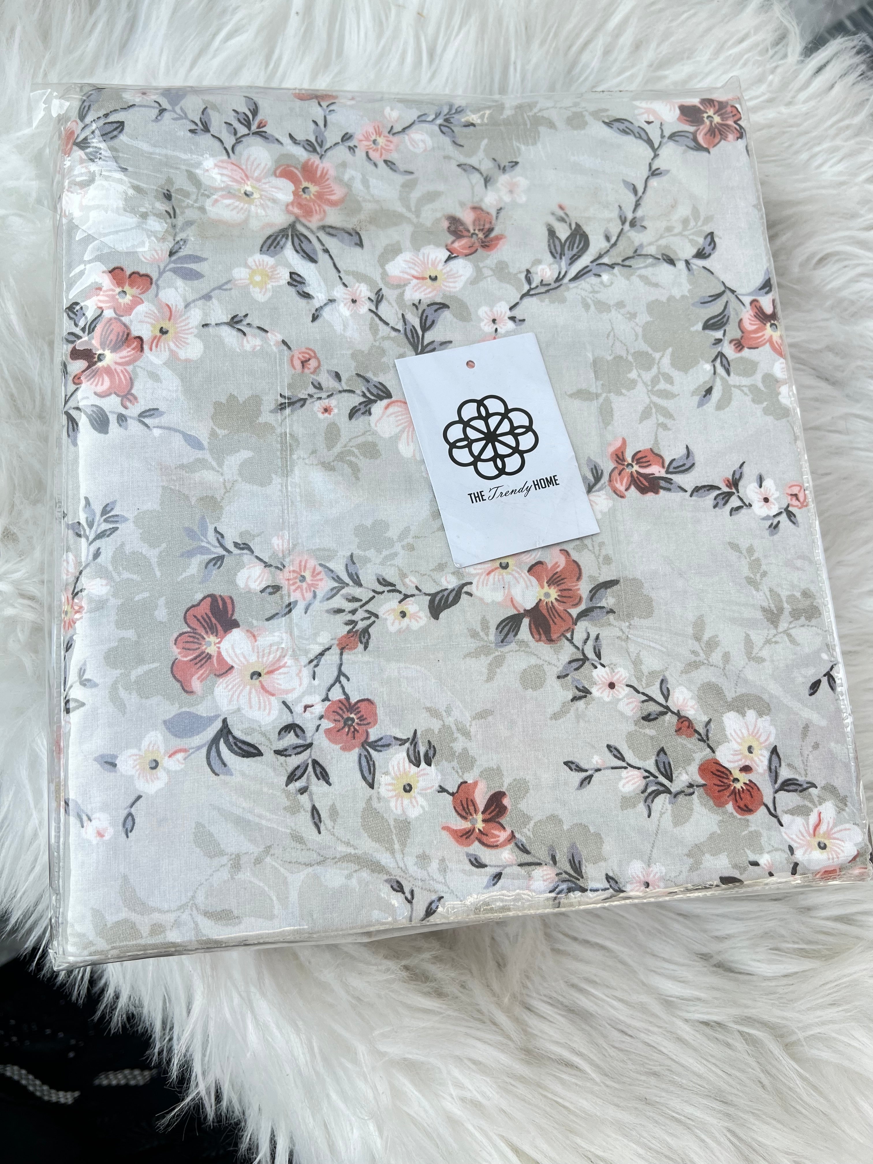 VINTAGE AURA BEDSHEET SET