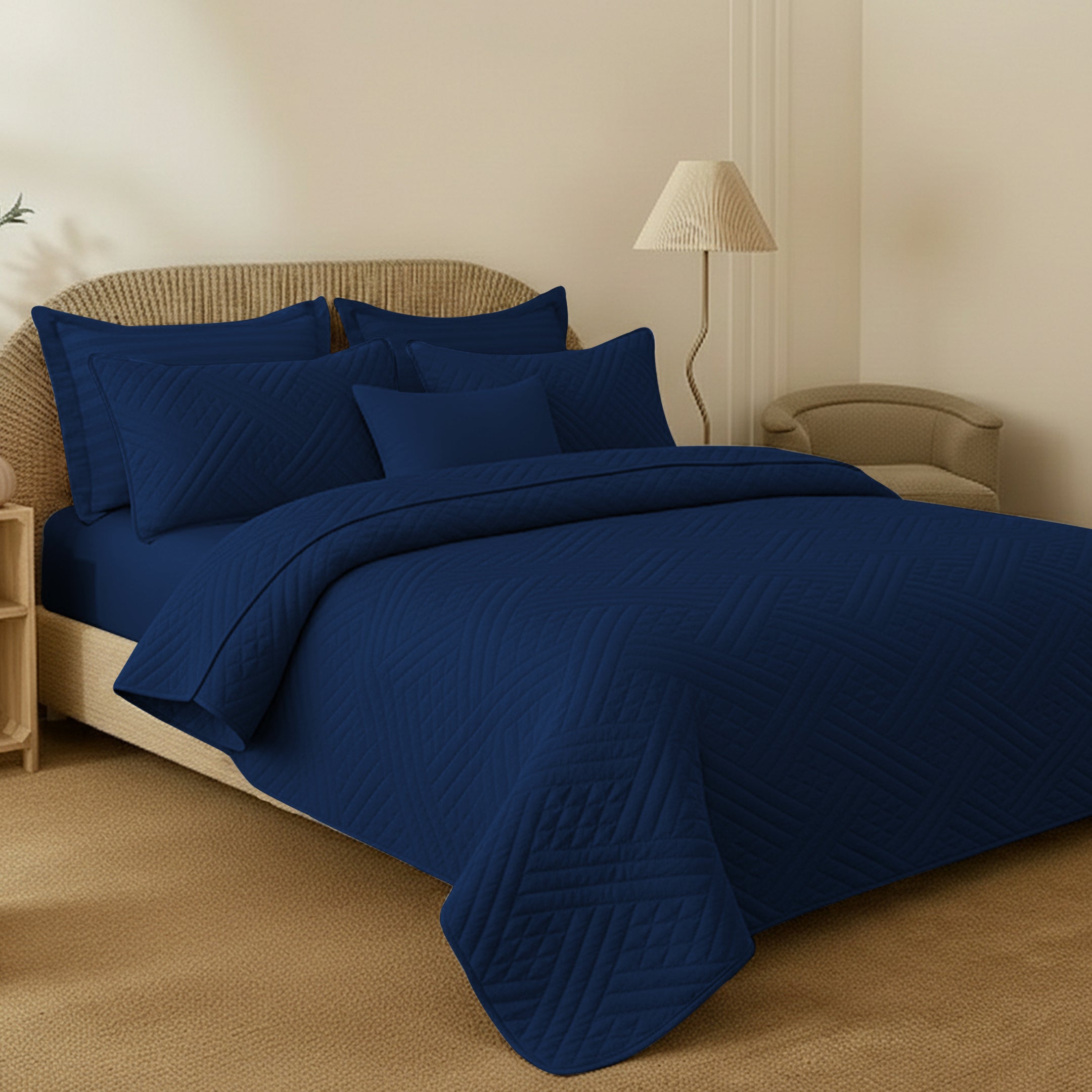 NAVY QUILTED BEDSPREAD SET(lines)