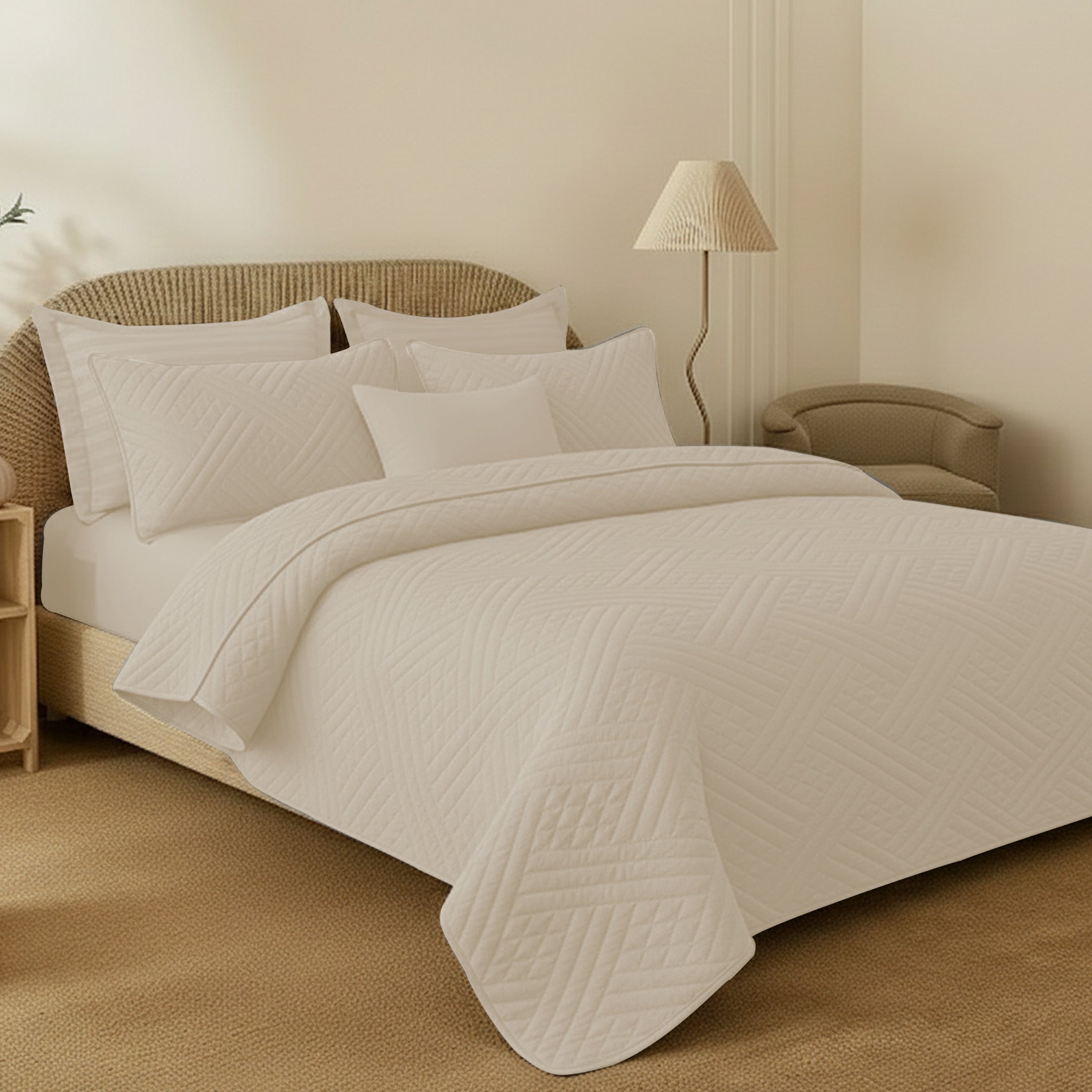 OFF-WHITE QUILTED BEDSPREAD SET(lines)