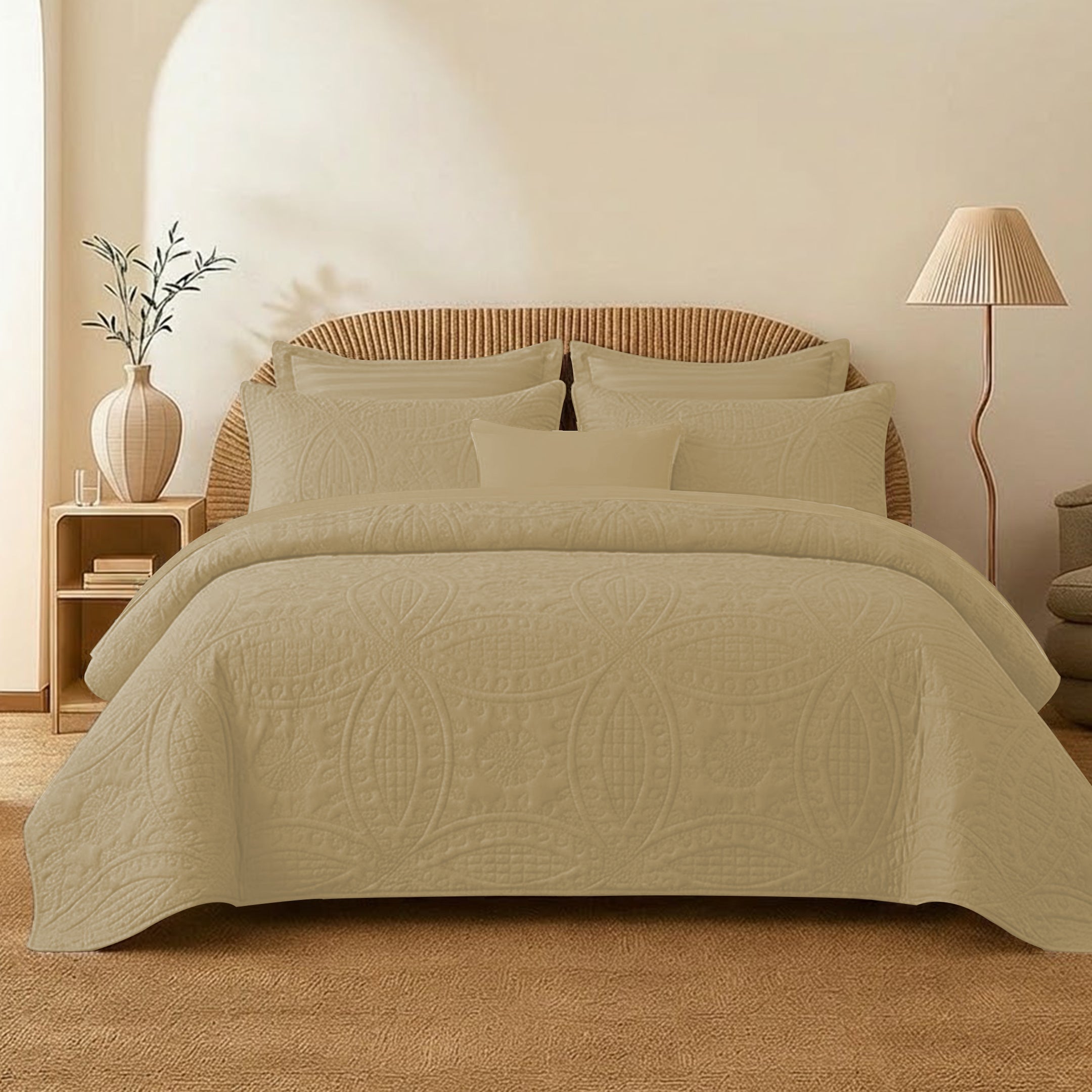 BEIGE BED SET (white)