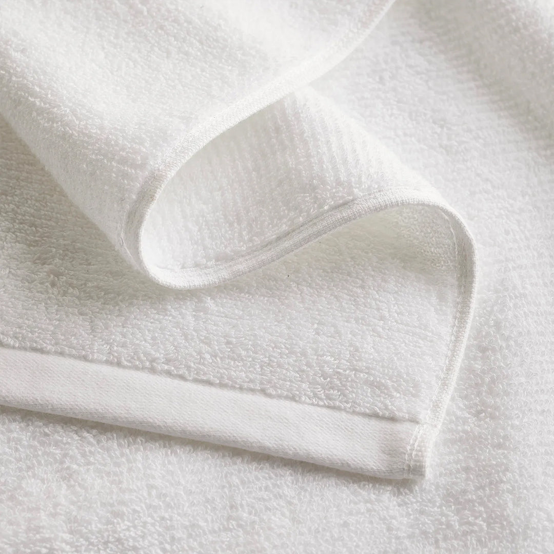 EMBROIDERED TOWEL SET