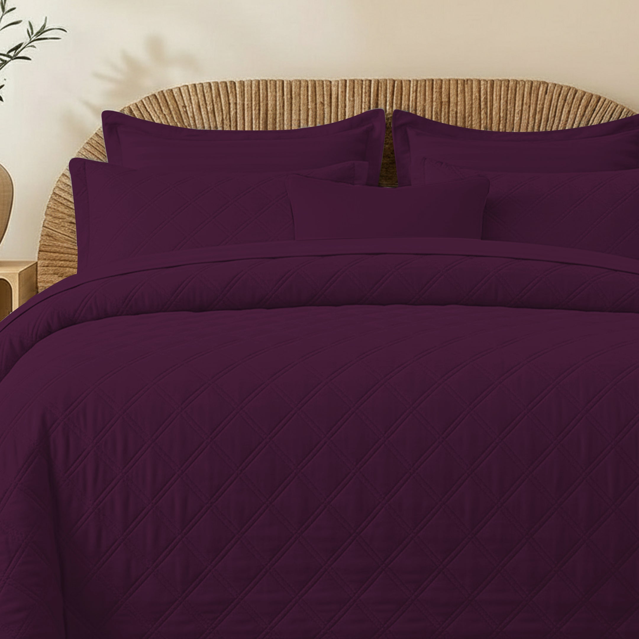 PLUM QUILTED BEDSPREAD SET( check)
