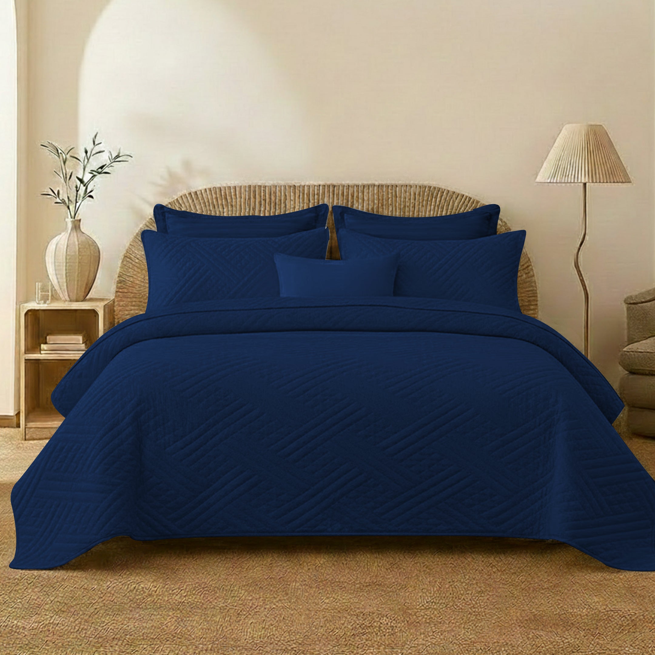 NAVY QUILTED BEDSPREAD SET(lines)