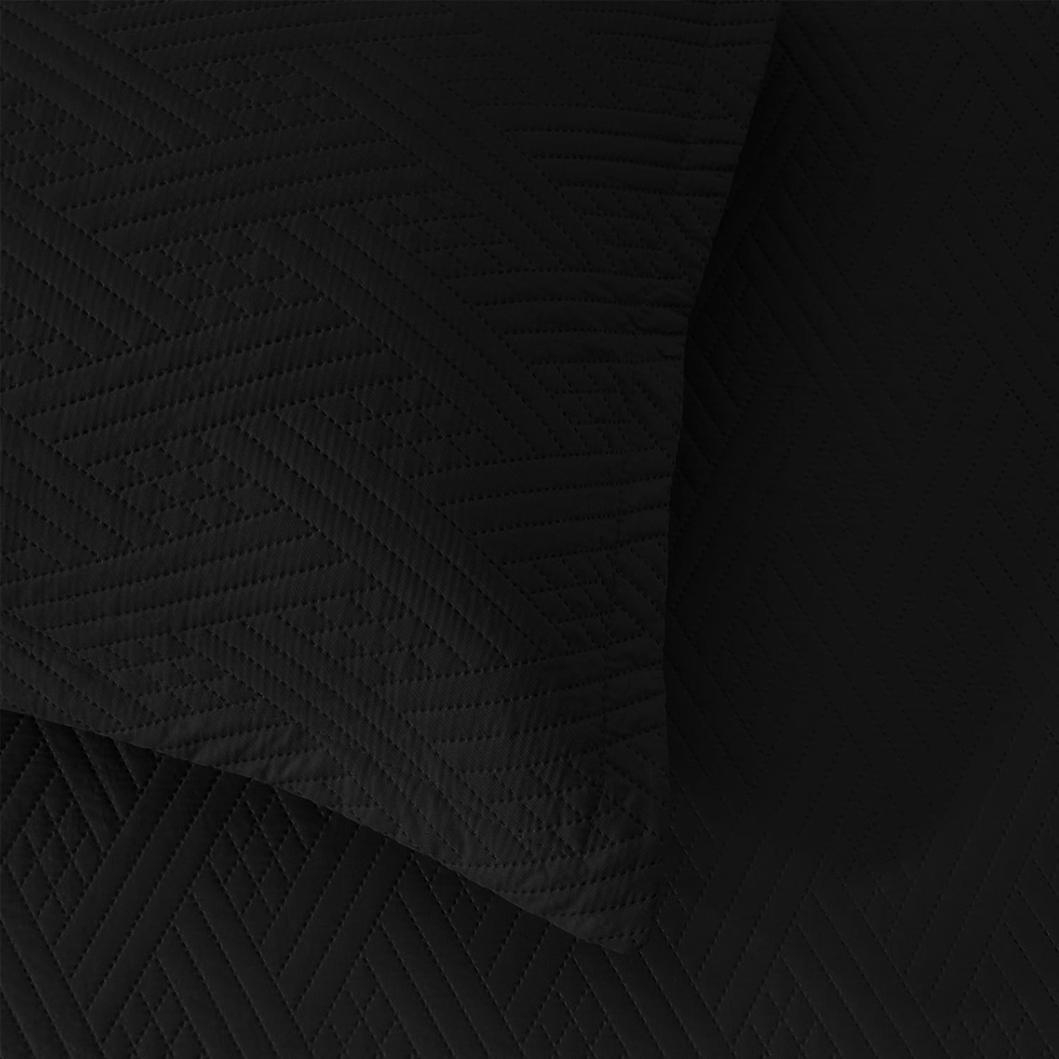 BLACK QUILTED BEDSPREAD SET
