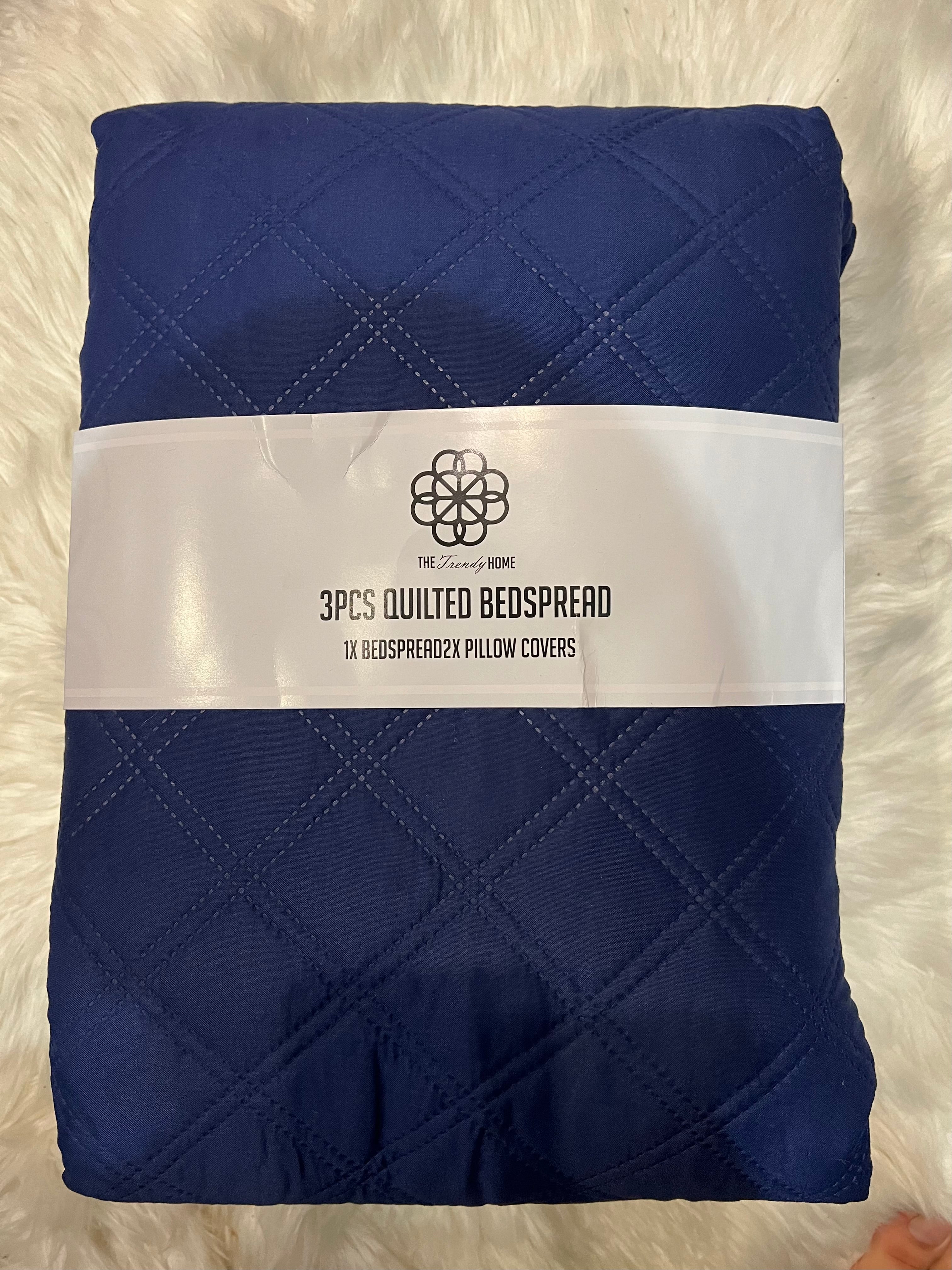 NAVY QUILTED BEDSPREAD SET